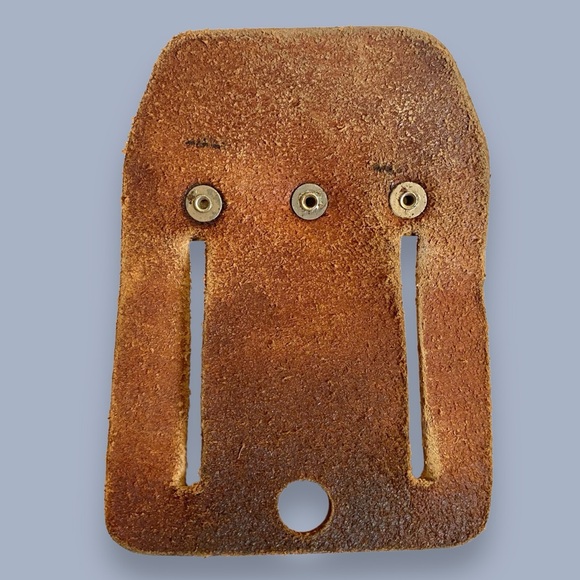 Vintage Hand Tooled Leather Belt w/ Action Leathercraft Superswinger Hammer Loop - Picture 8 of 12